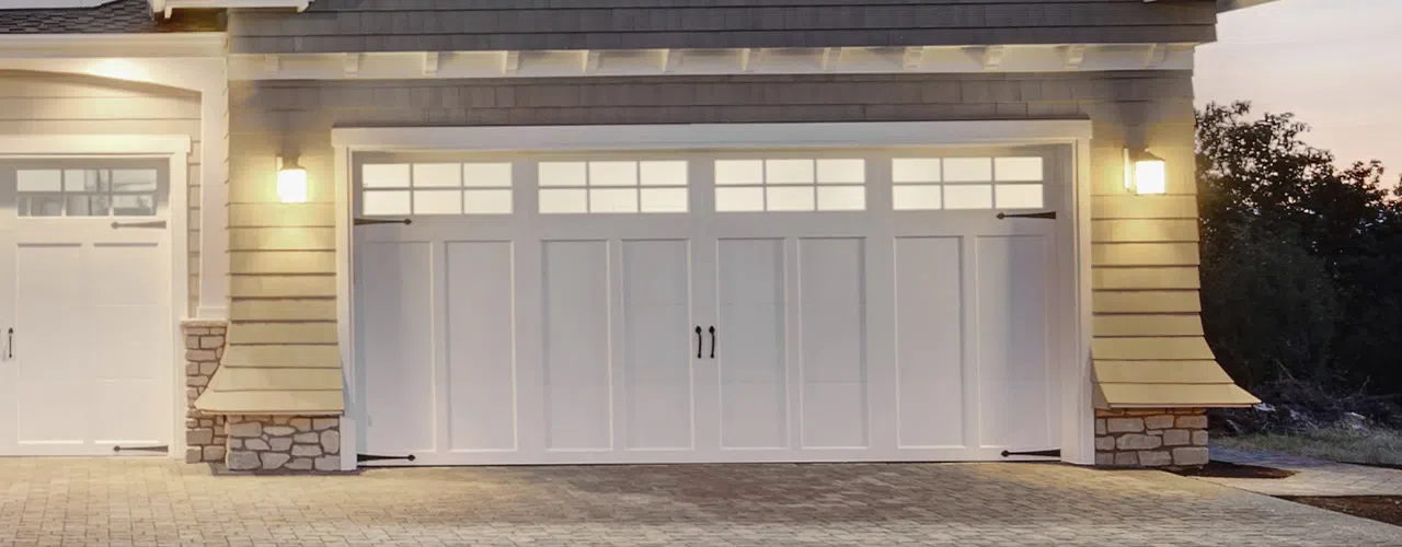 Bellevue Garage Door Service  Bellevue, WA 206-259-2002 - custom-garage
